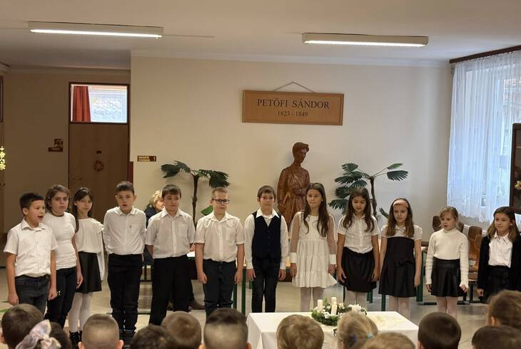 Adventi gyertyagy�jt�s - 1.