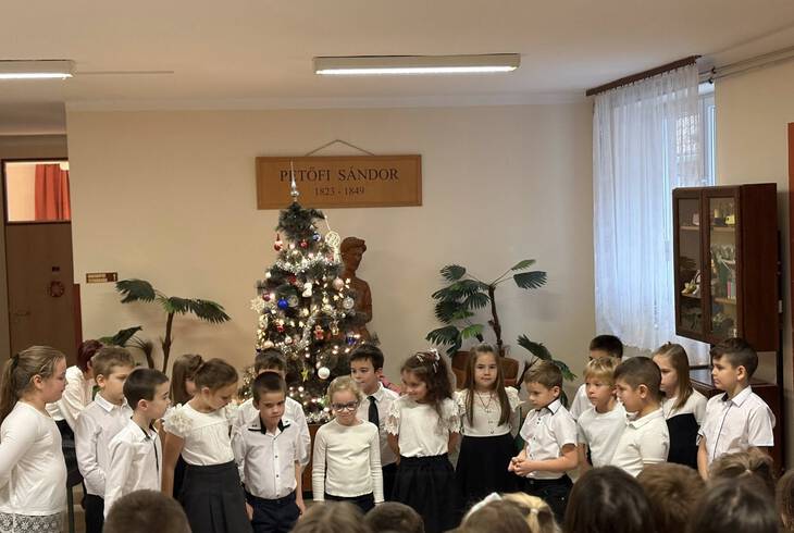 Adventi gyertyagy�jt�s - 3.